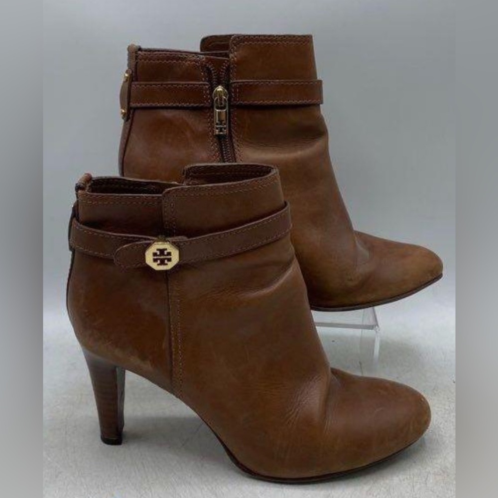 🛑 1 hour sale. Tory Burch Tan Leather Ankle Booties